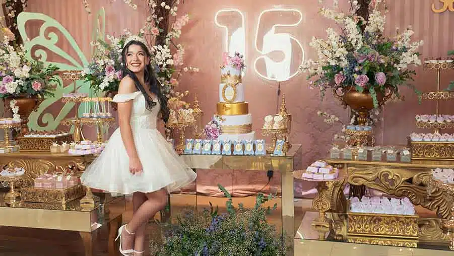Quinceañera Entertainment Ideas in Dallas: Why a 360 Photo Booth Stands Out