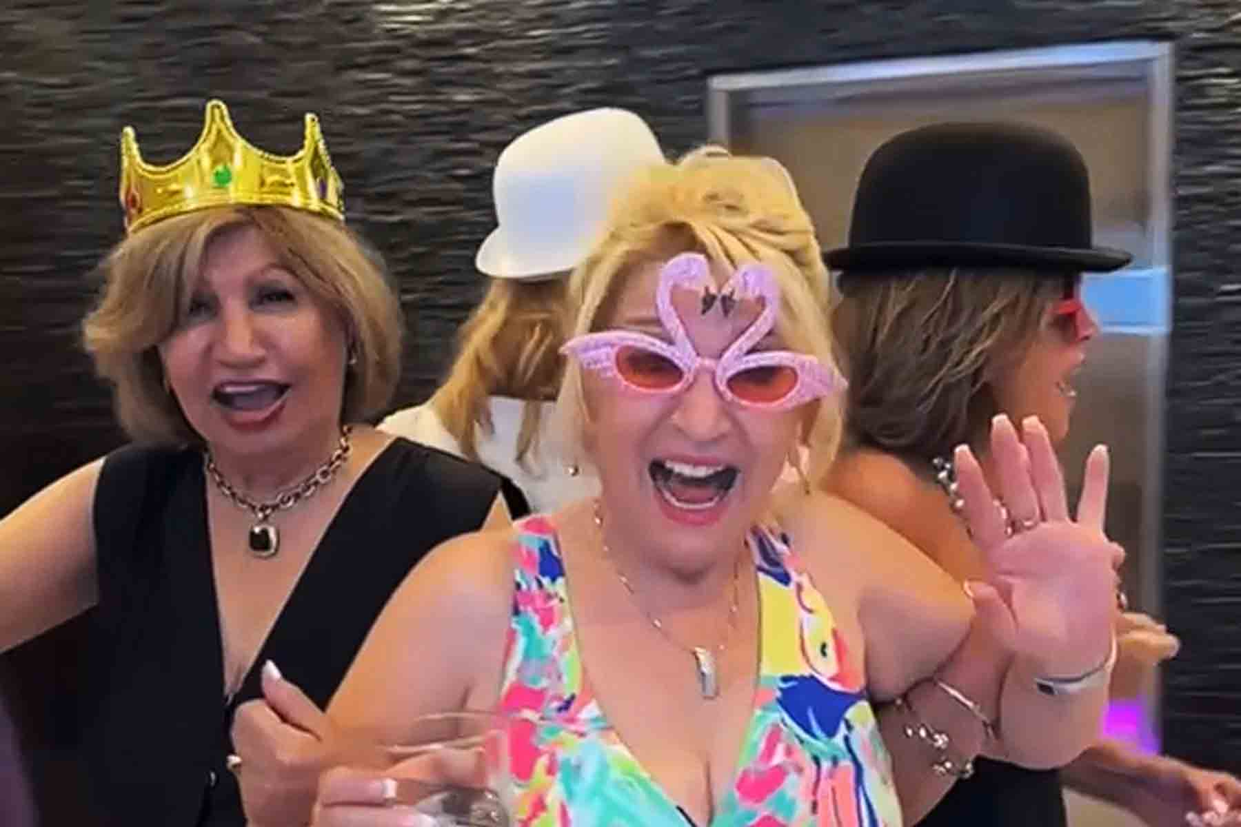 360-photo-booth-rental-in-dallas-texas